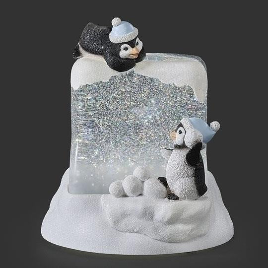 Snowball Fighting Penguins - Icecube